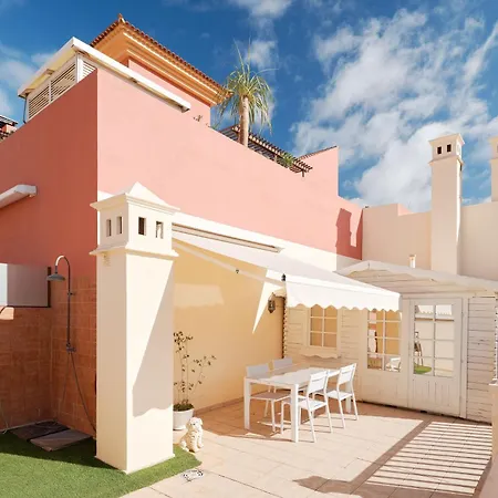 Terrazas Del Duque Apartment *